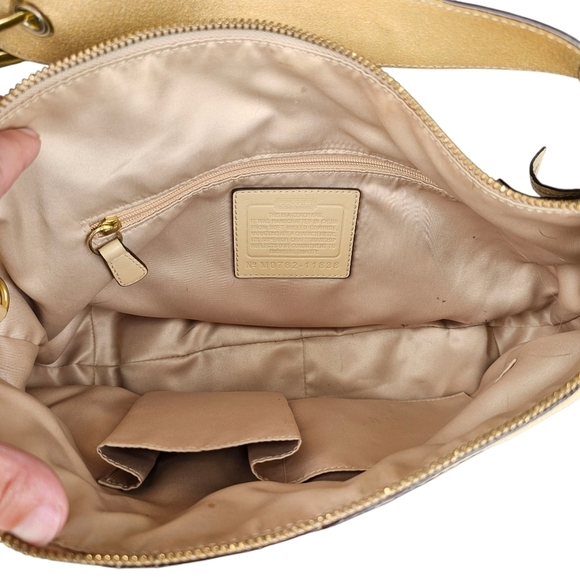 Vintage Y2K Coach Soho Bag Pebbled Leather Purse Hobo Shoulder Bag 11838 - Picture 8 of 9